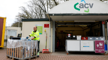 Lachgascilinders inleveren bij het afvalbrengstation